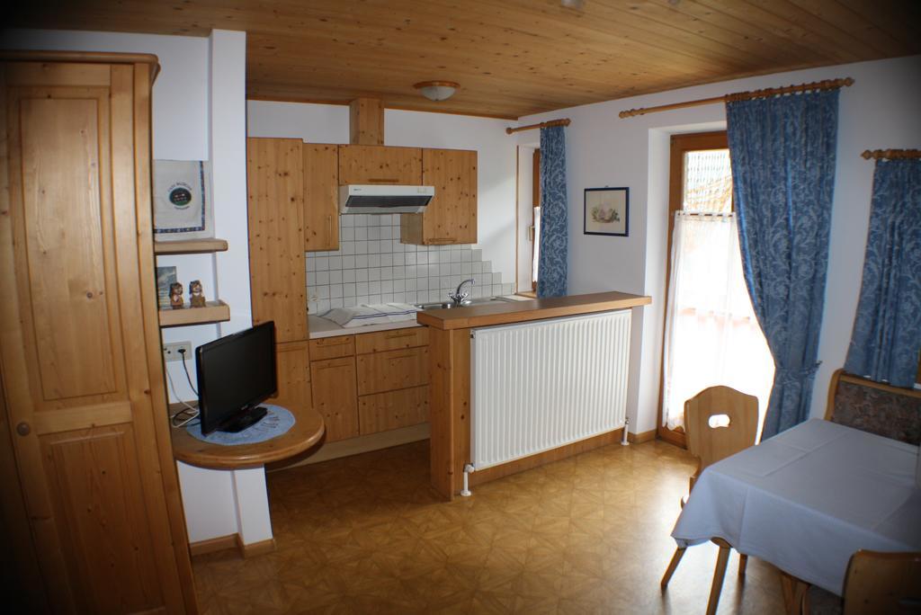 Haus Waldruhe Apartment Сан Кандидо Стая снимка